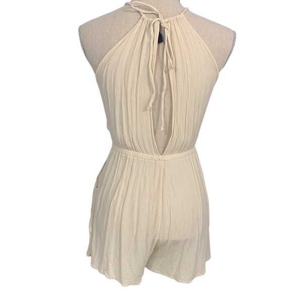 💰SOLD💰💵 H&M/Divided Romper - Picture 4 of 4